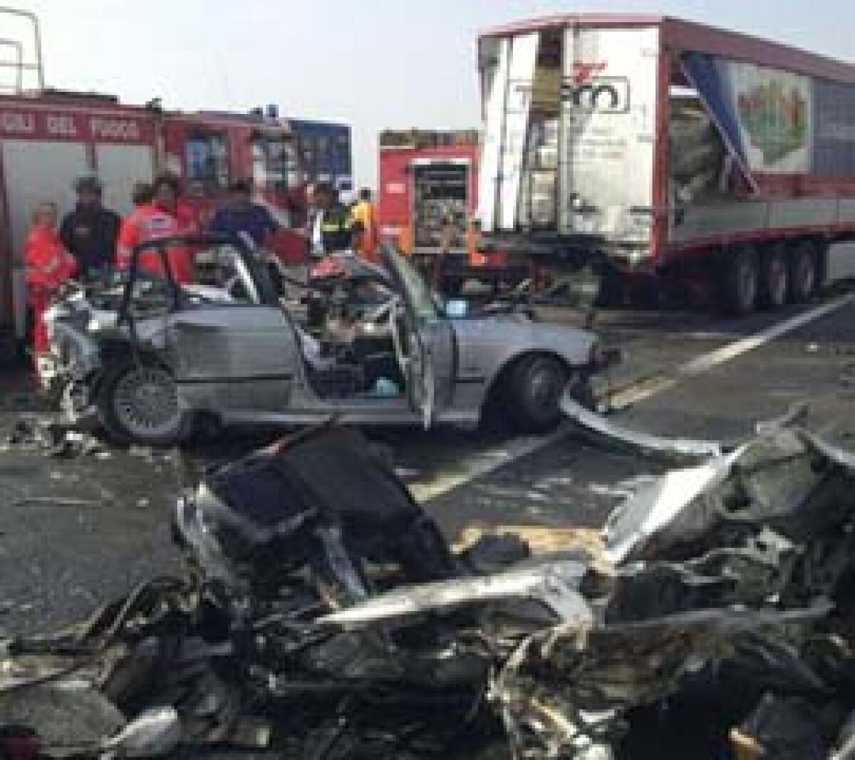 Incidenti: cinque feriti dopo discoteca, due gravi - 