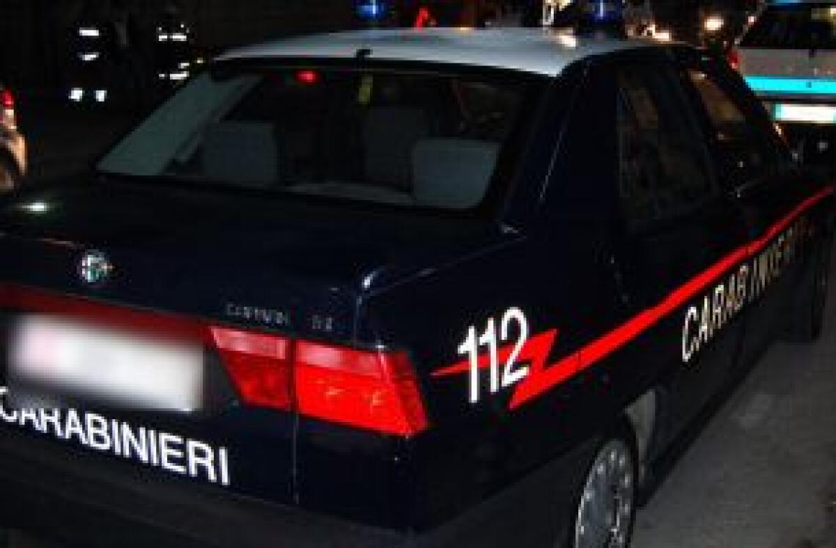 Accoltellato a un gluteo alla discoteca Melody Mecca -