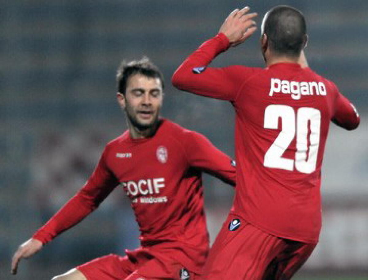 Calcio: Rimini fa poker di vittorie 2-0 su Grosseto - 