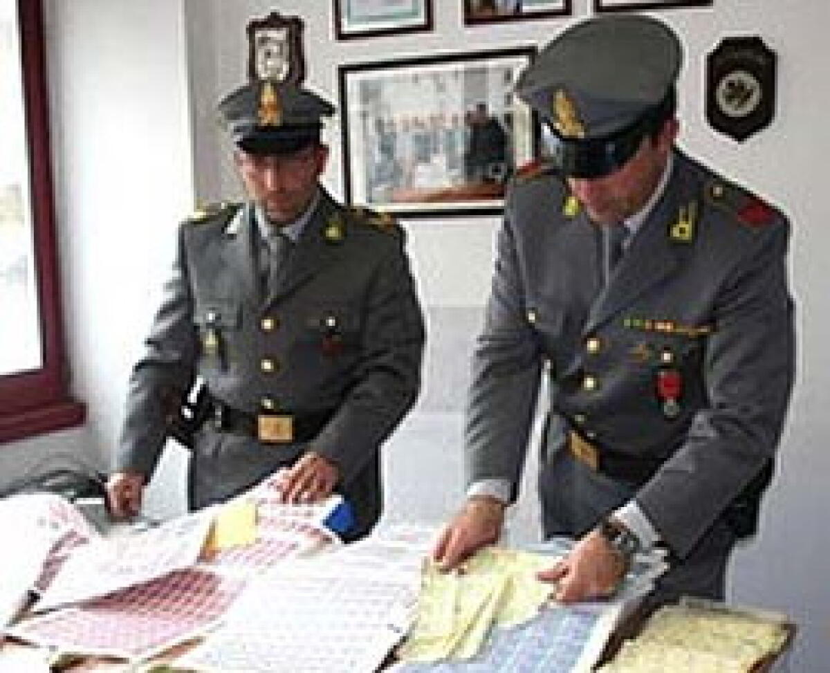 Ricambi auto: fatture false, 11 arresti e 4 denunce - 
