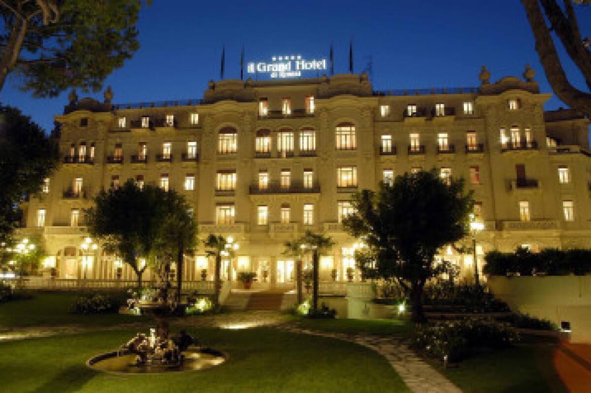 Fellini, il Grand Hotel di Rimini compie cento anni - 
