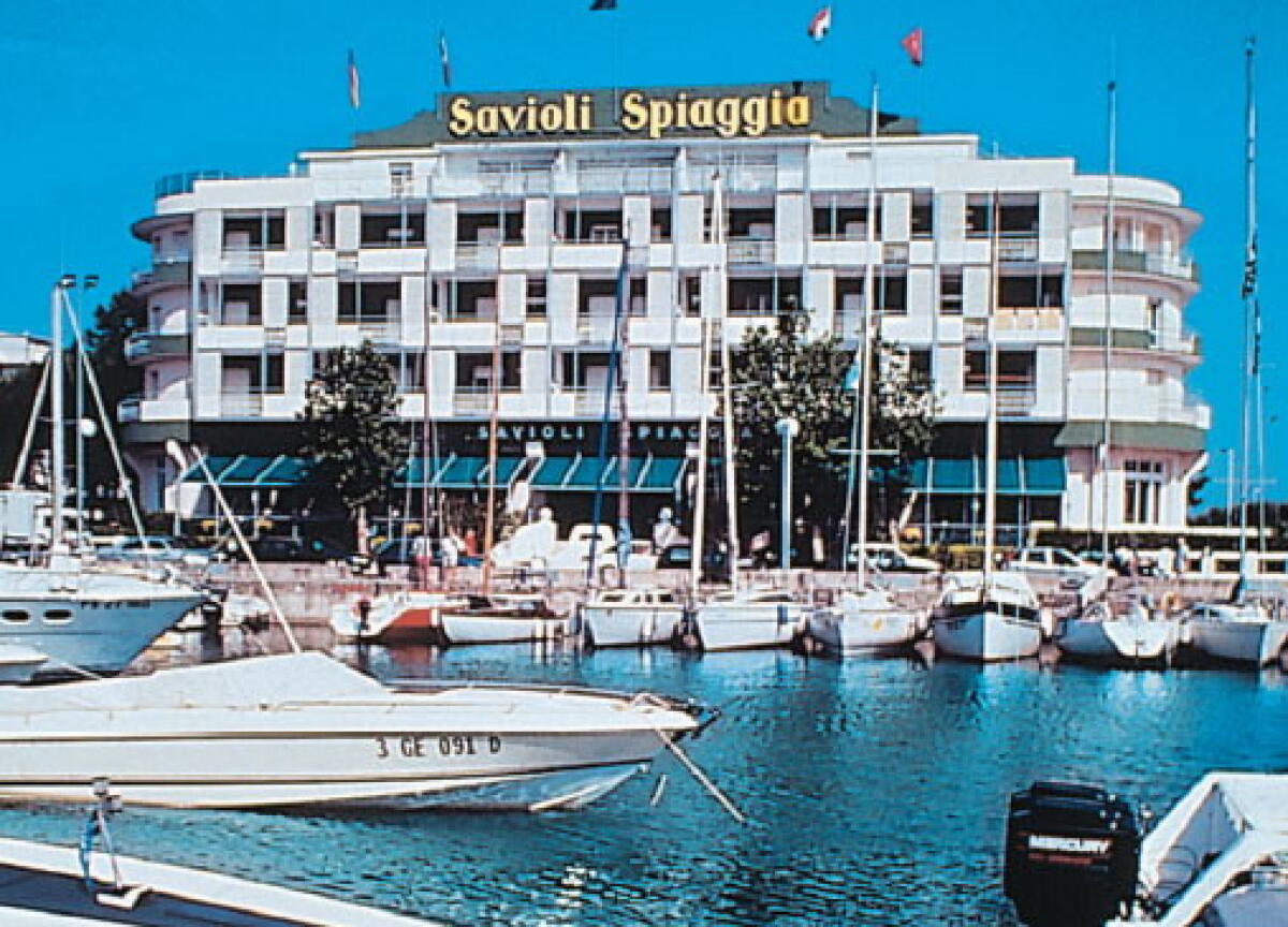 Riccione: Savioli torner&#224; albergo a cinque stelle - 