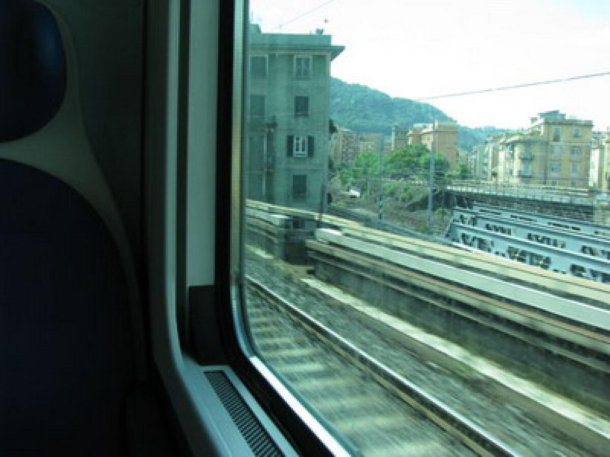 Rapinata in viaggio sul treno nel cesenate - 