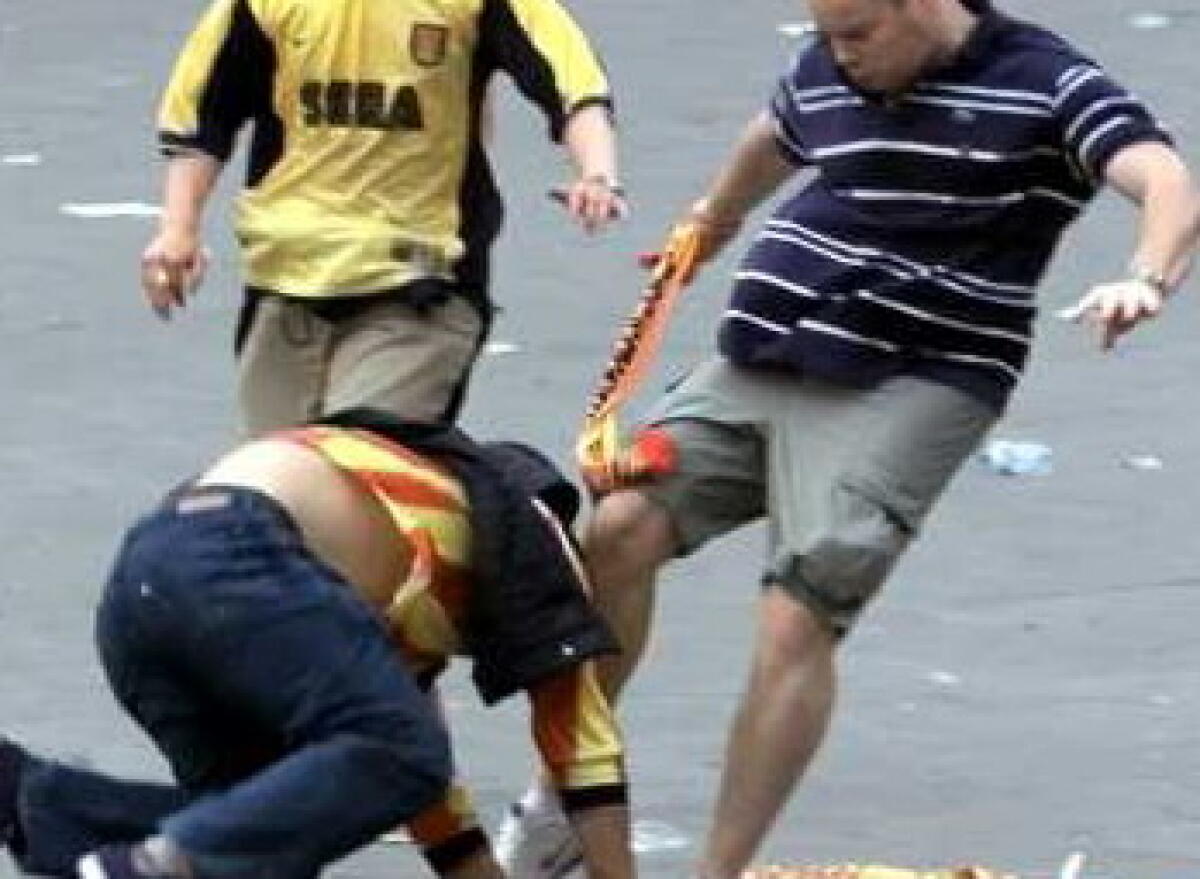 Scontri tra tifosi riminesi, assolti ultras Torres - 