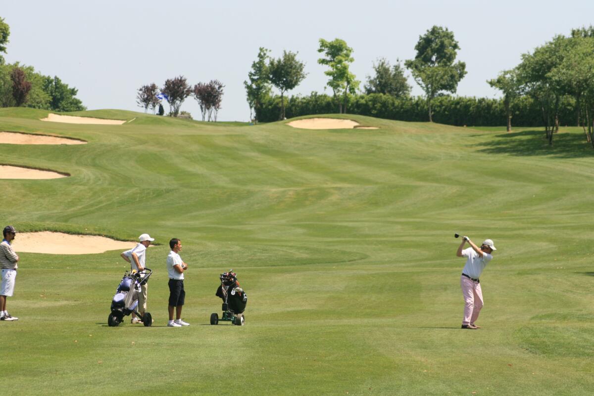 Al Greenpass Card Trophy primeggiano Peri e Battistelli -