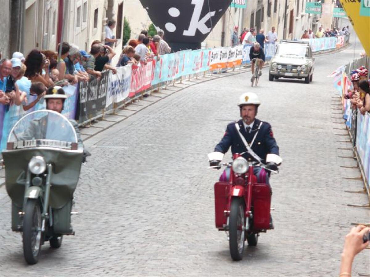 Ciclismo: giro d'Italia Dilettanti nel pesarese -