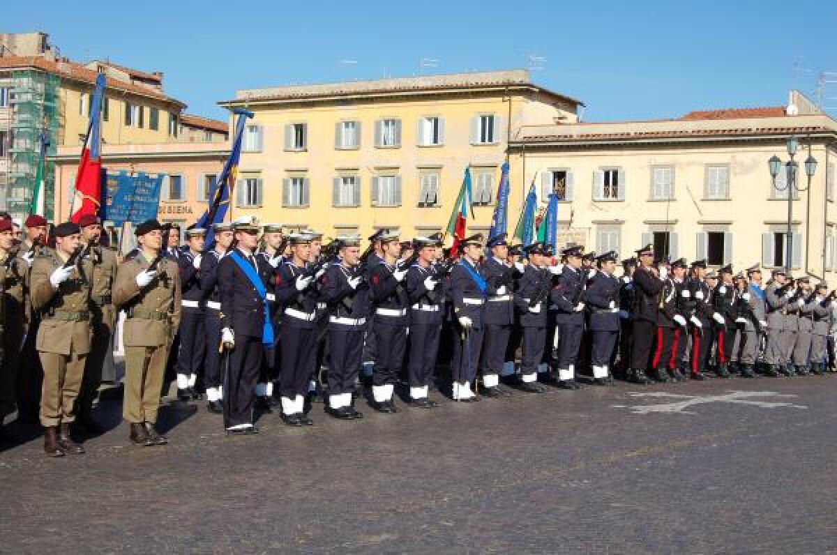 Cambio del comando al 121/o reggimento dell'esercito di Bologna - 