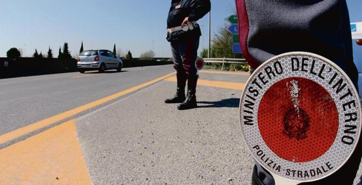 Il dirigente superiore Da Corte in visita alla Polstrada di Novafeltria - 