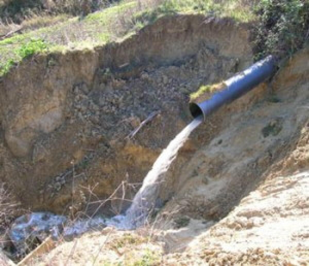 Rottura tubatura a Rimini, Hera al lavoro - 