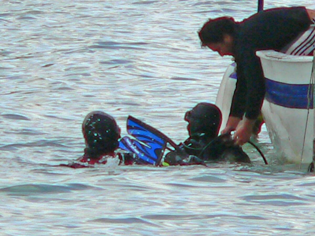 Recuperato il motore dell'F16 caduto in mare -