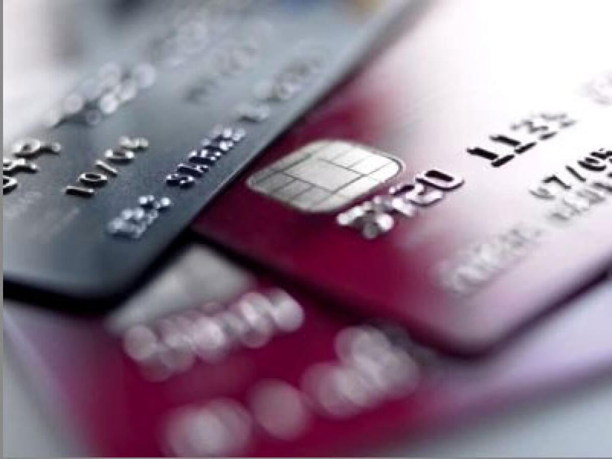 Rubavano carte di credito, arrestato anche un riminese -