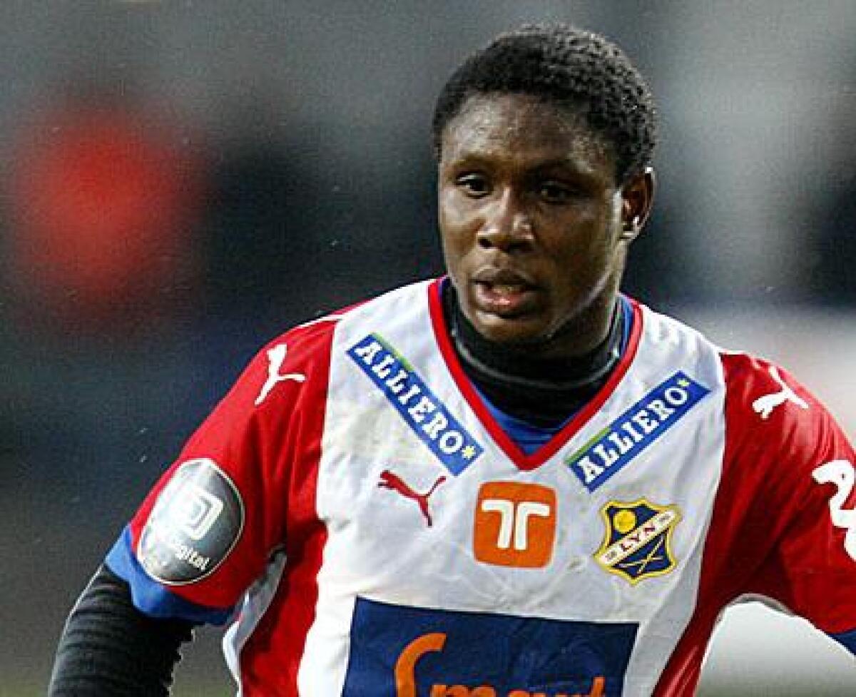 Cesena vicino a Ighalo dell'Udinese -