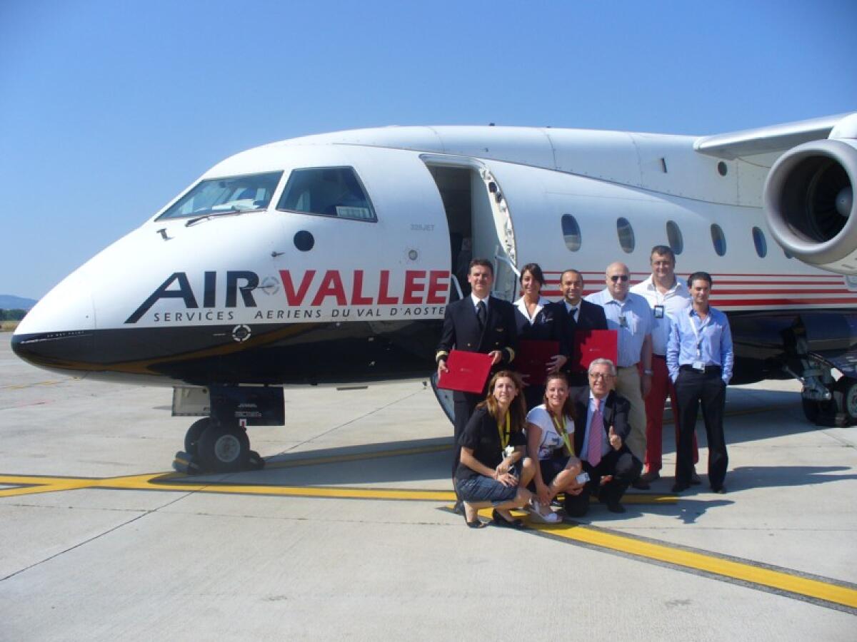 Decollato il primo volo Air Vallee -