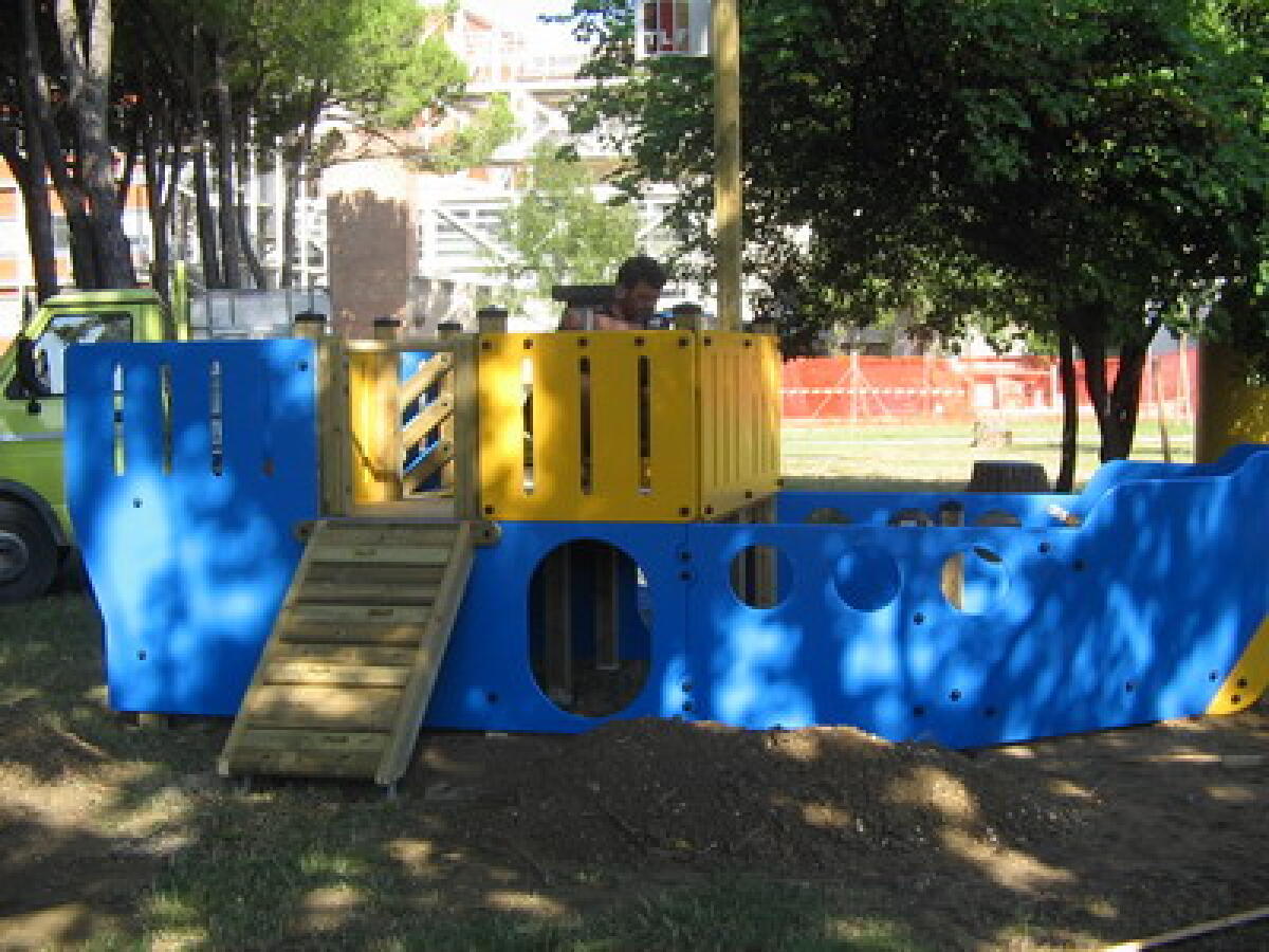 Installati nuovi giochi per i bambini a Riccione - 