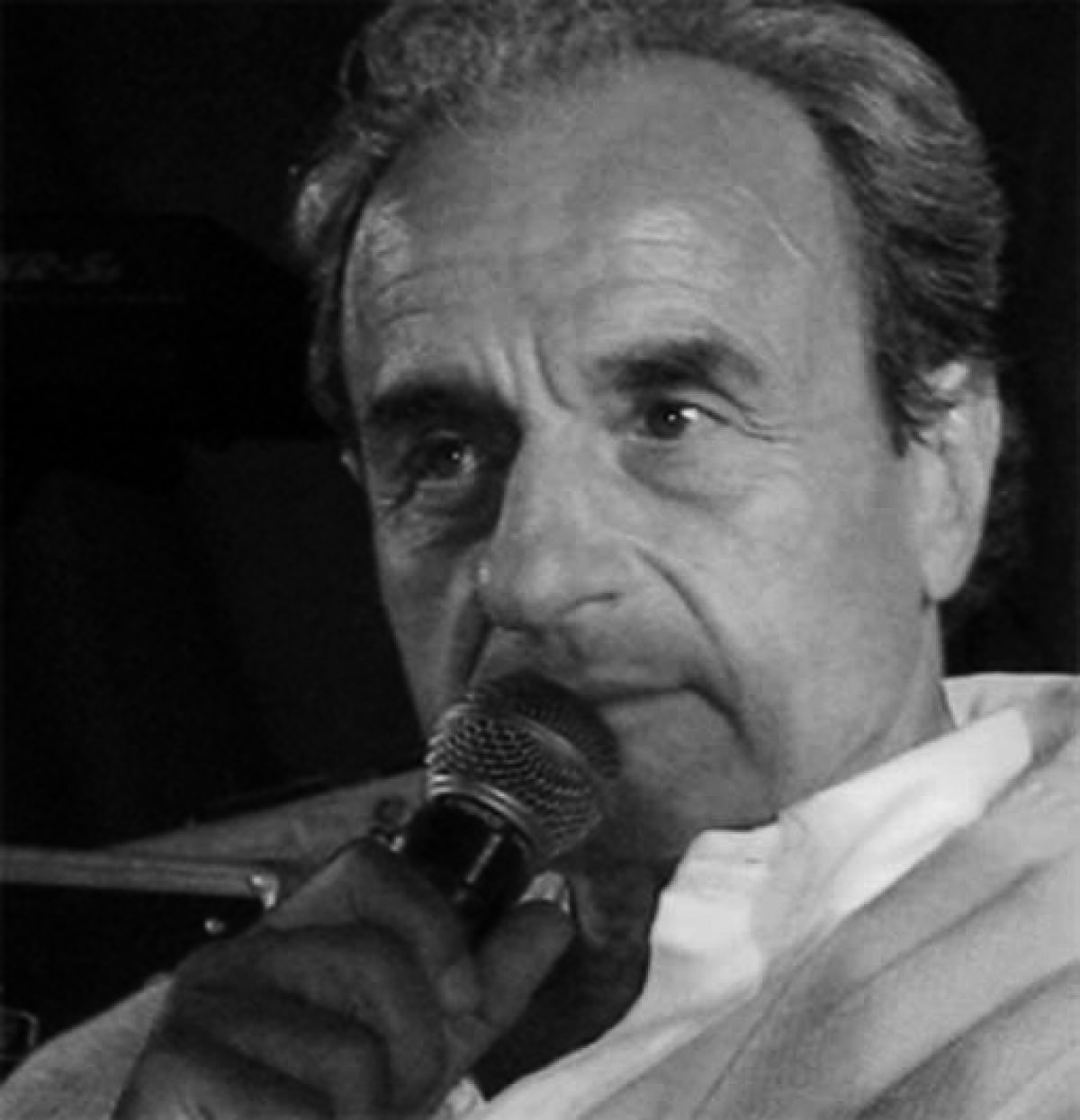 Mario Pinzi presenta il suo ultimo thriller: "Lacrime di cristallo" - 