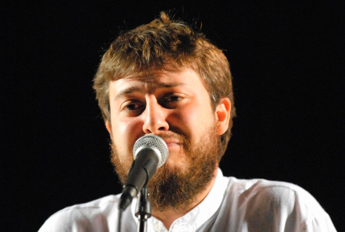 Roberto Mercadini al teatro Bonci a "fare surf" fra i suoi versi - 
