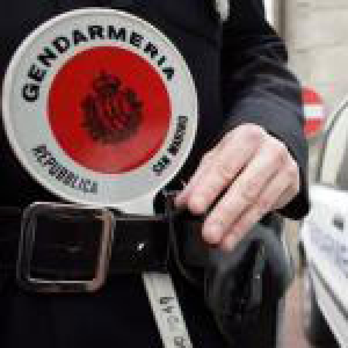 Tenta furto su auto: arrestato a San Marino - 