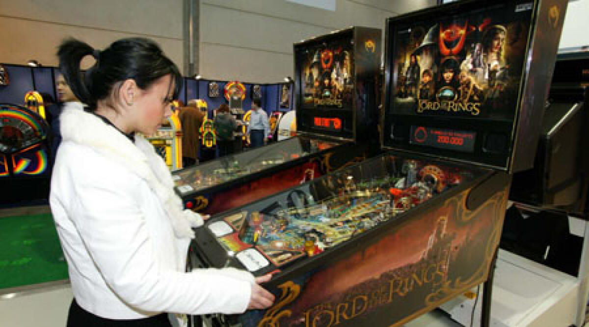 Anche torneo di flipper al salone Enada a Rimini - 