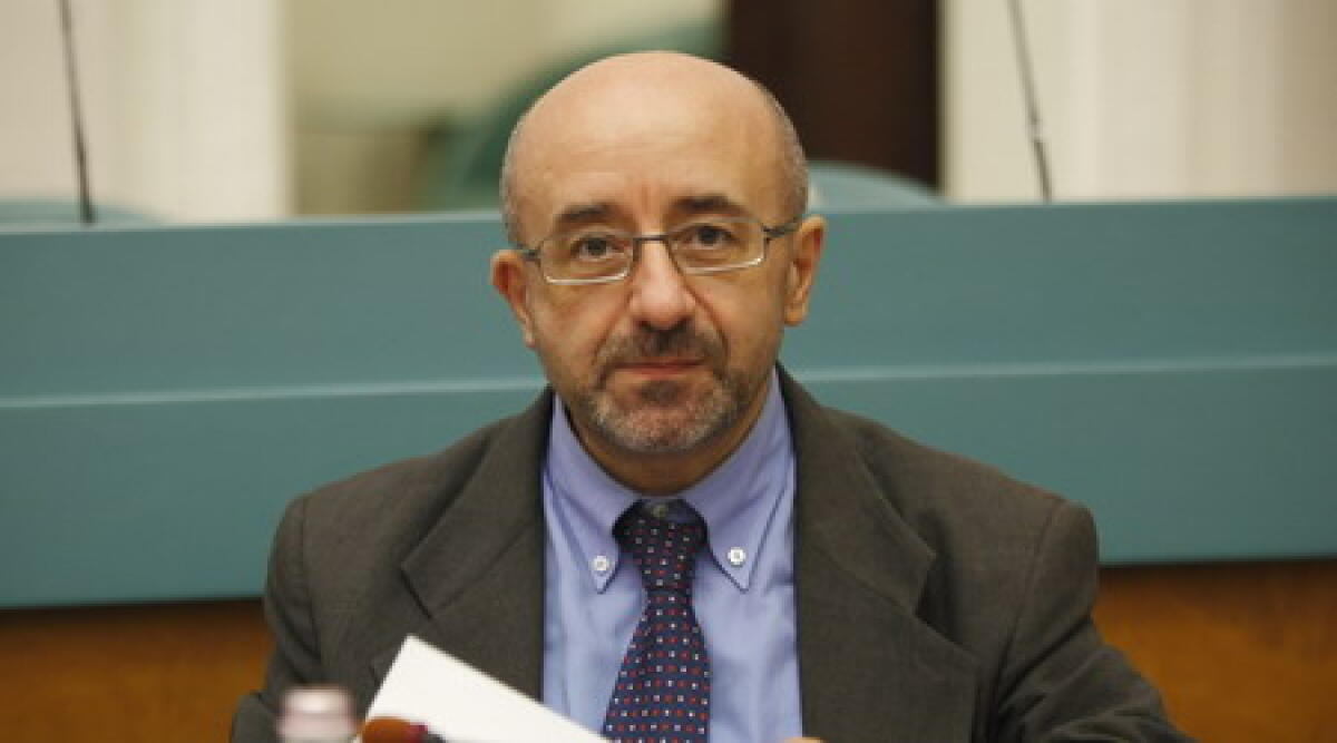 Trenitalia non potenzia la inea riminese, la rabbia dell'assessore Mirra - 