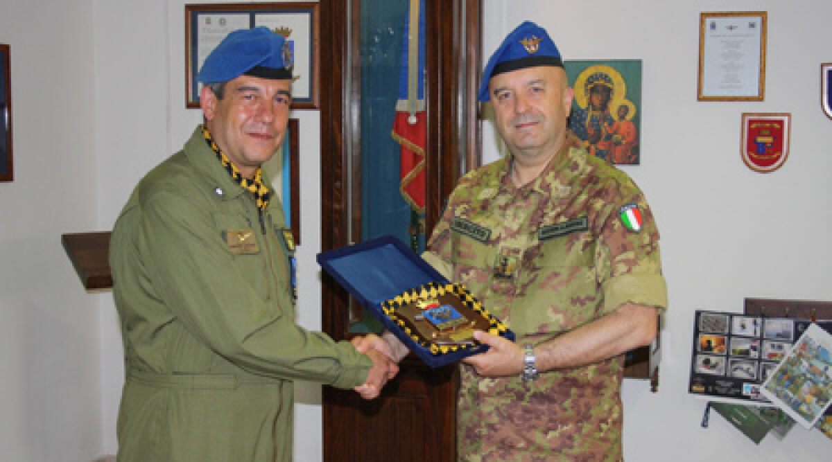 Generale Bernardini in visita al 'Vega' - 