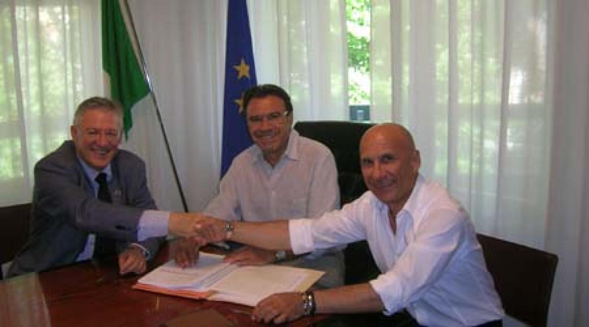 Riccione: firmata convenzione nuova piscina - 