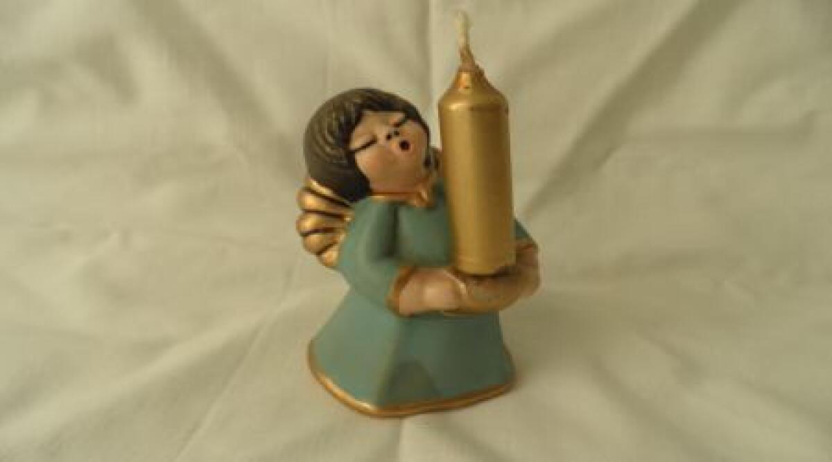 False statuette Thun in vendita anche a San Marino - 