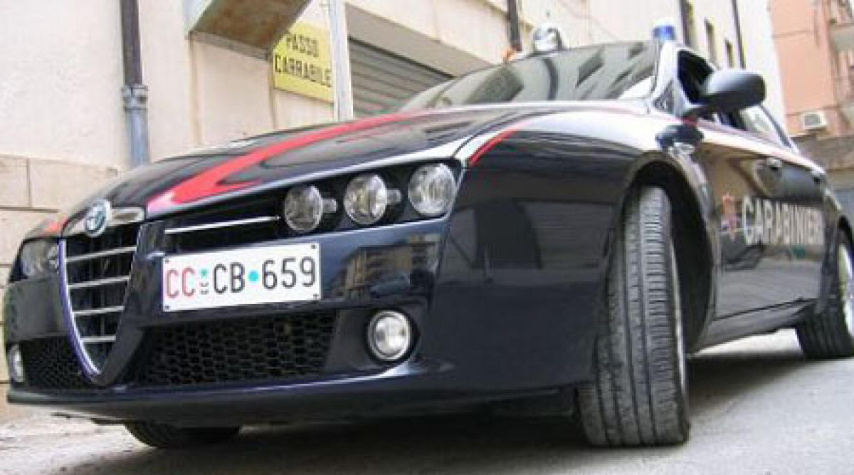 Tenta suicidio per separazione moglie, salvato da carabiniere - 