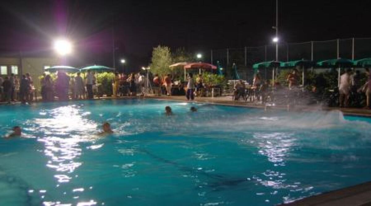 Muore dopo party in piscina a San Marino: aperta inchiesta -