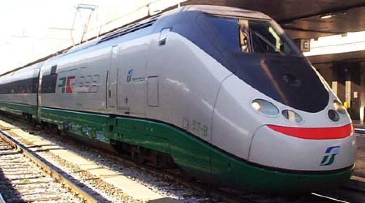 Ferrovie e sabbia: Mirra va come un treno -