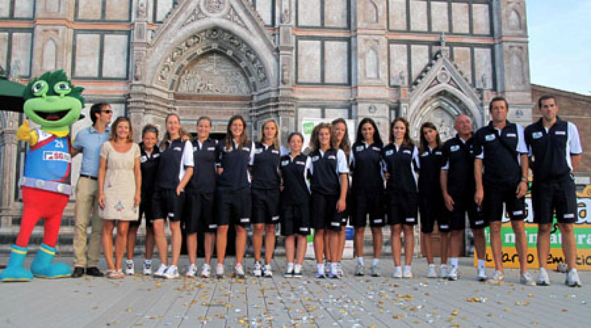 Presentata in grande stile la squadra di pallavolo femminile 'Italia In Miniatura Rimini'. - 