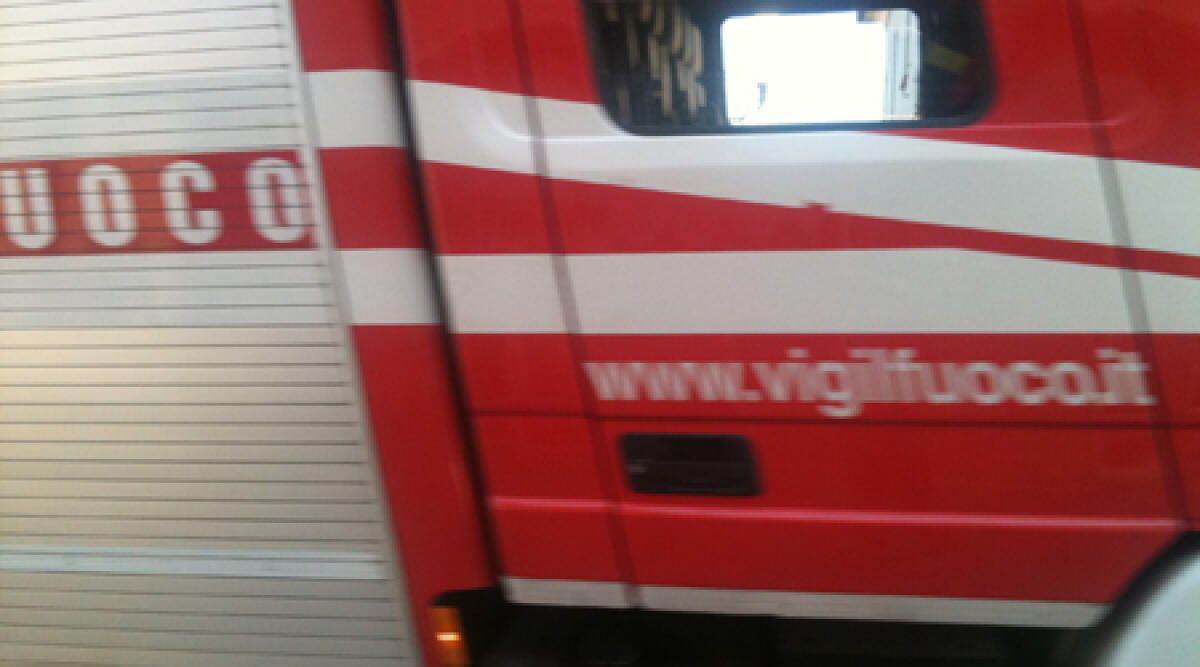 Incendio nella notte alla CBR di Pietracuta, operai illesi -