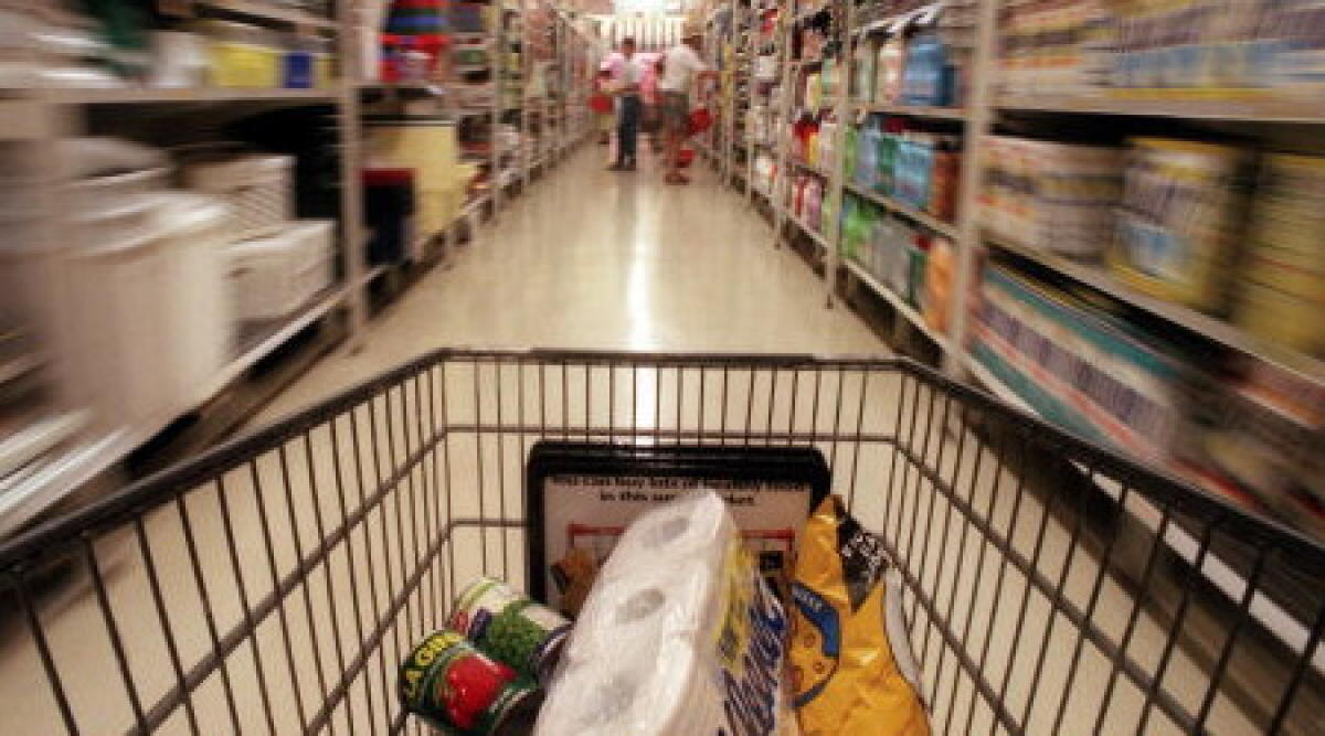 Tentano di rubare all'Ipercoop, complice il 'Salvatempo': denunciate due napoletane - 