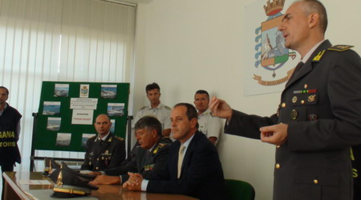 'Ndrangheta a Rimini: confiscate proprieta' e arredi per oltre un milione di euro - 
