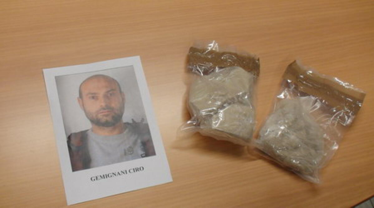 Rimini: arrestato camorrista con 1200 grammi di eroina in valigia -