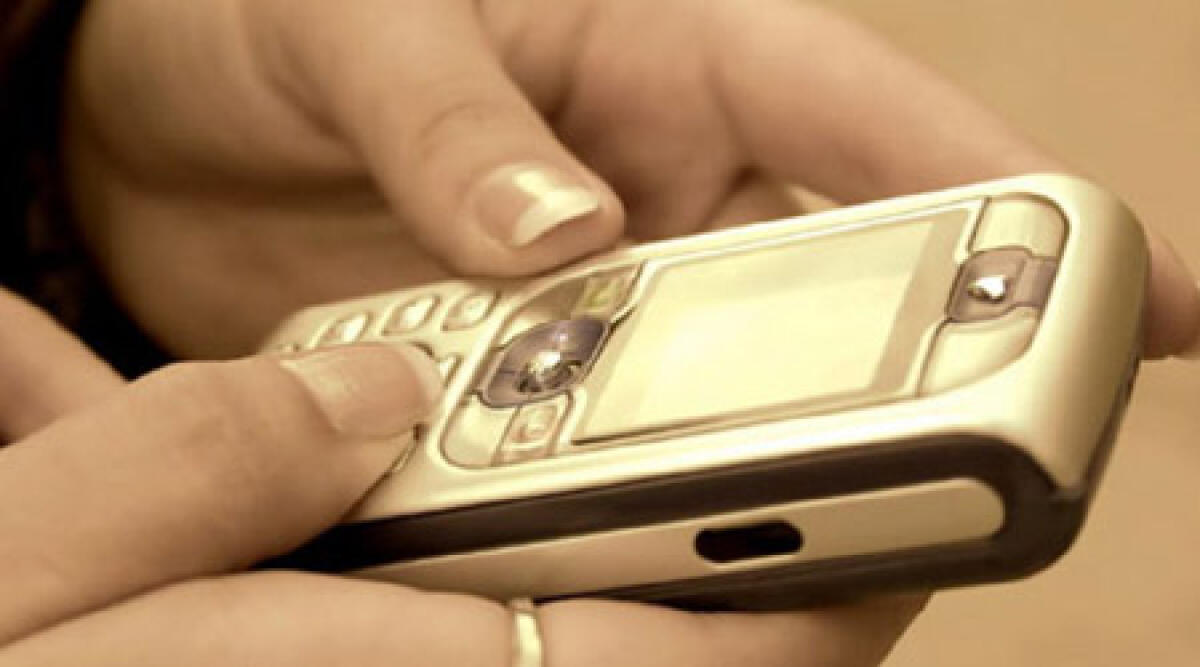 Innamorato di 15enne, finisce denunciato per stalking -