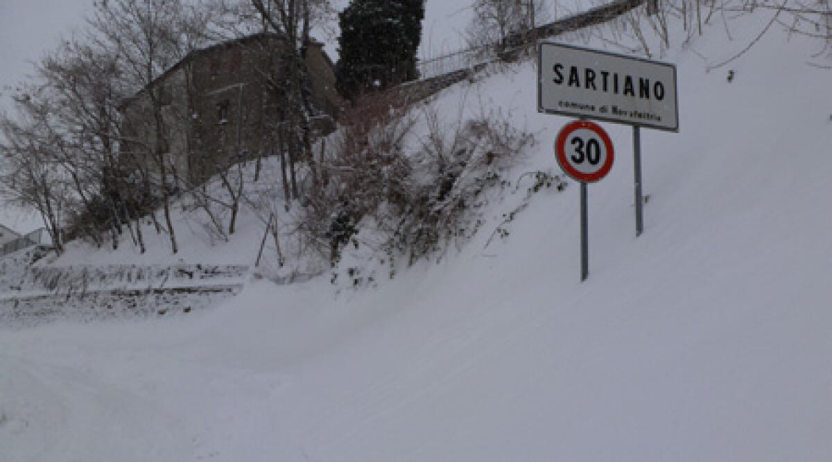 Motoslitte bloccate in alcune zone Alta Valmarecchia: 500 persone isolate -
