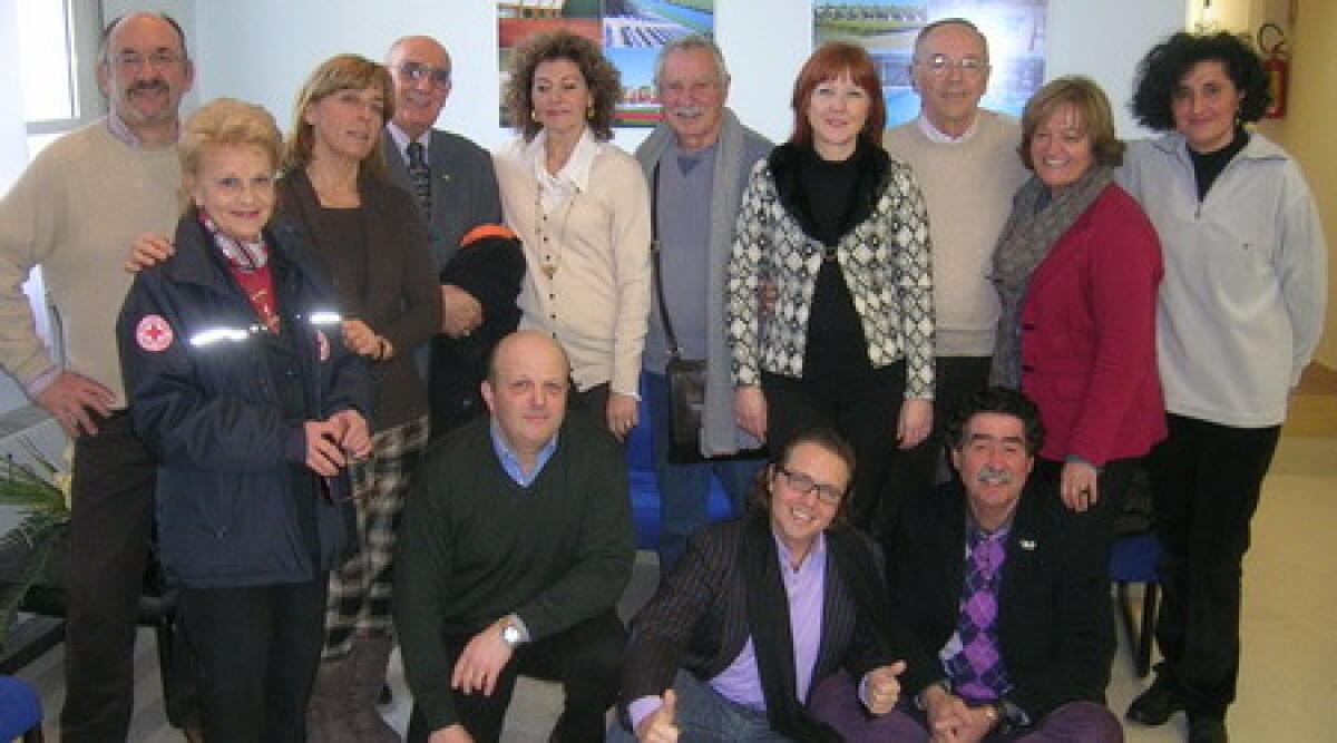 Commedia dialettale per beneficenza a Riccione: 'E dutor dal done' - 