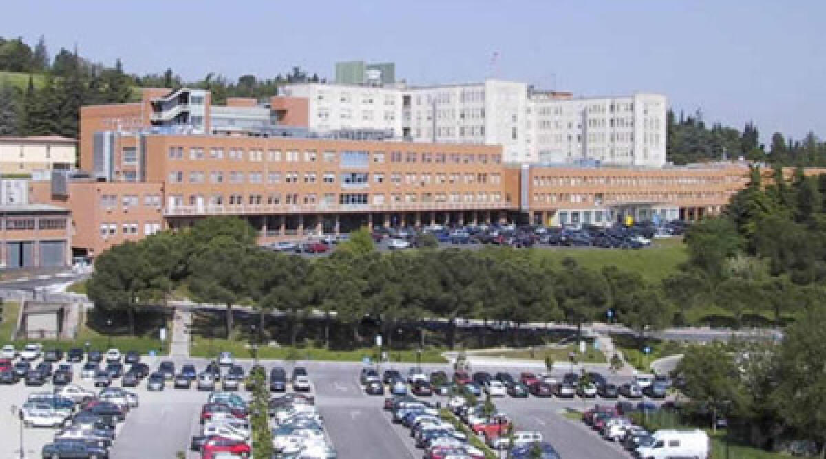 Al Bufalini di Cesena giovane albanese per operazione alla colonna cervicale -
