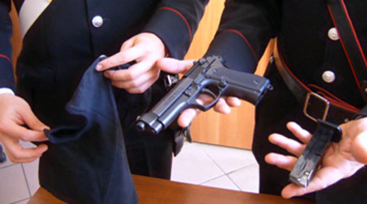 Tenta rapina in minimarket con pistola giocattolo: arrestato 18enne albanese - 