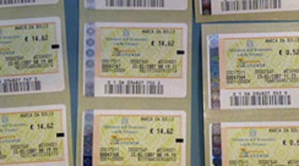 Marche da bollo contraffatte: truffa tra Pesaro, Fano e Rimini - 