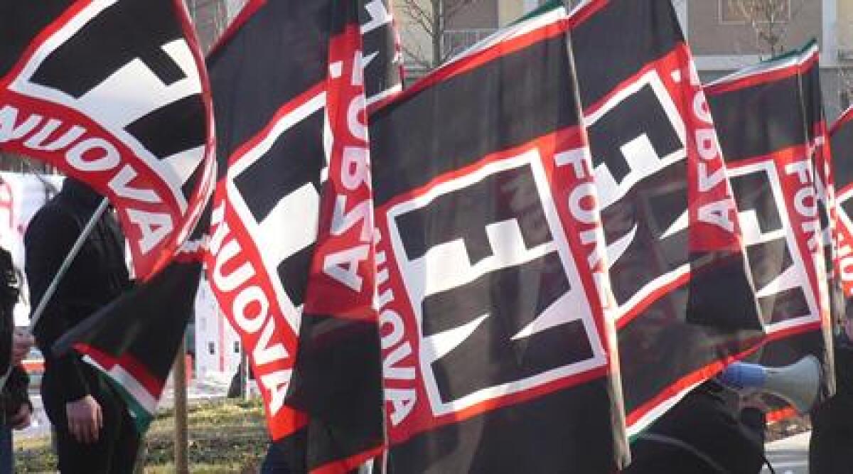 Rimini, Forza Nuova protesta contro campo nomadi - 