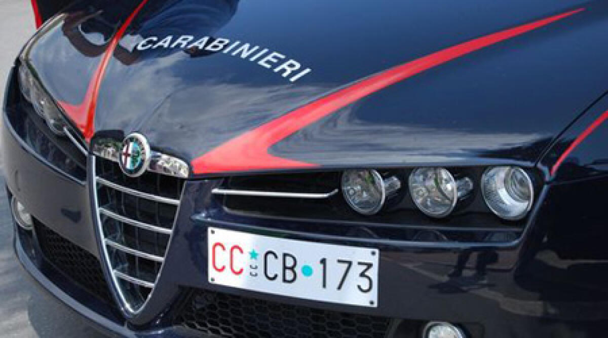 Paghette non date e litigi: Carabinieri in azione per riportare la calma - 