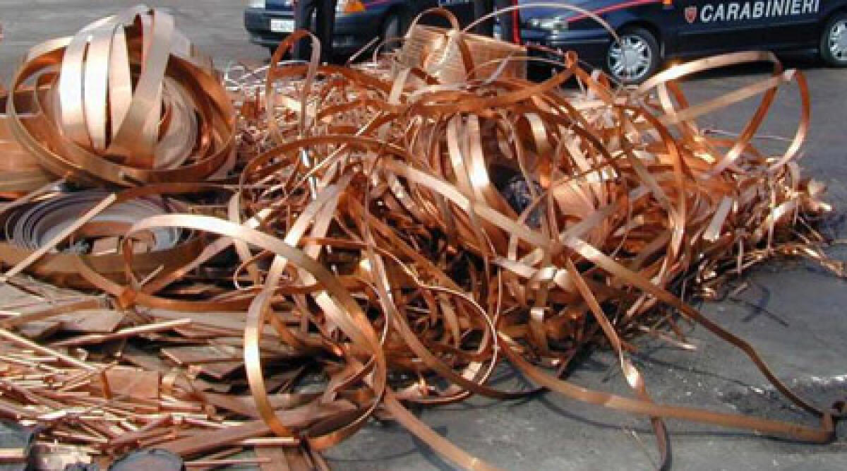 Furto di cavi di rame sulla linea Bologna-Rimini -