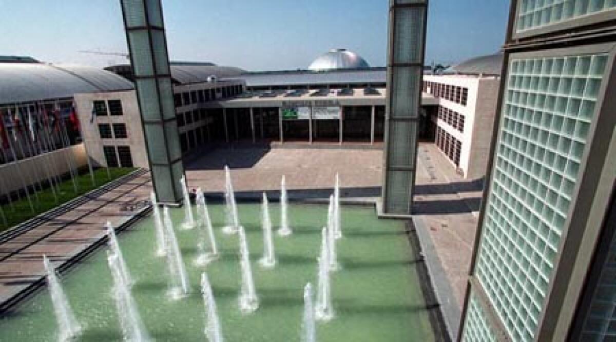 Dopo gli aeroporti, anche le fiere: nessuna fusione Bologna-Rimini-Forli - 