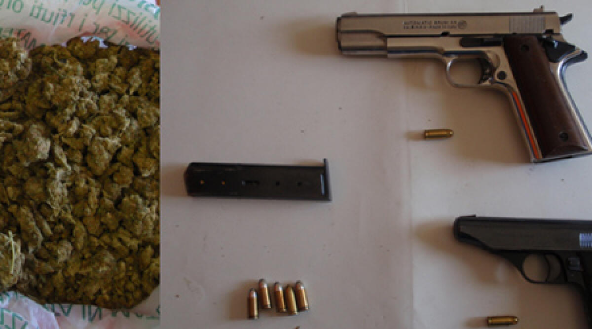 Spaccio di droga e armi detenute illegalmente: tre napoletani nei guai - 