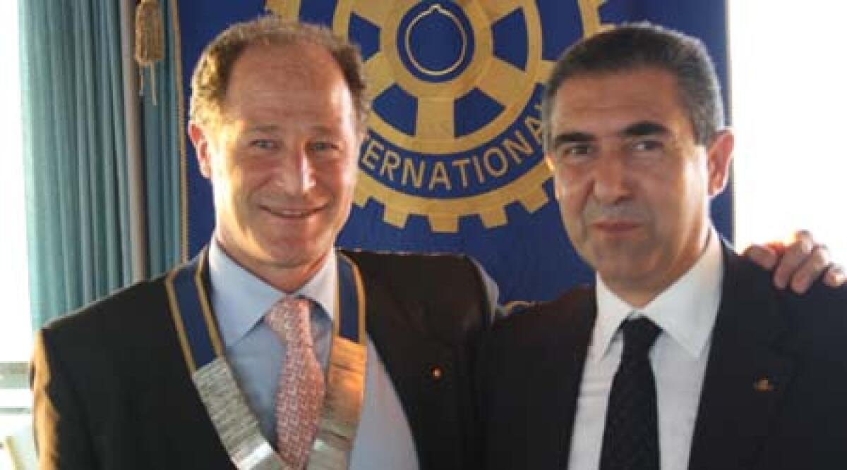 Alberto Azzolini nuovo presidente del Rotary Club Rimini Riviera - 