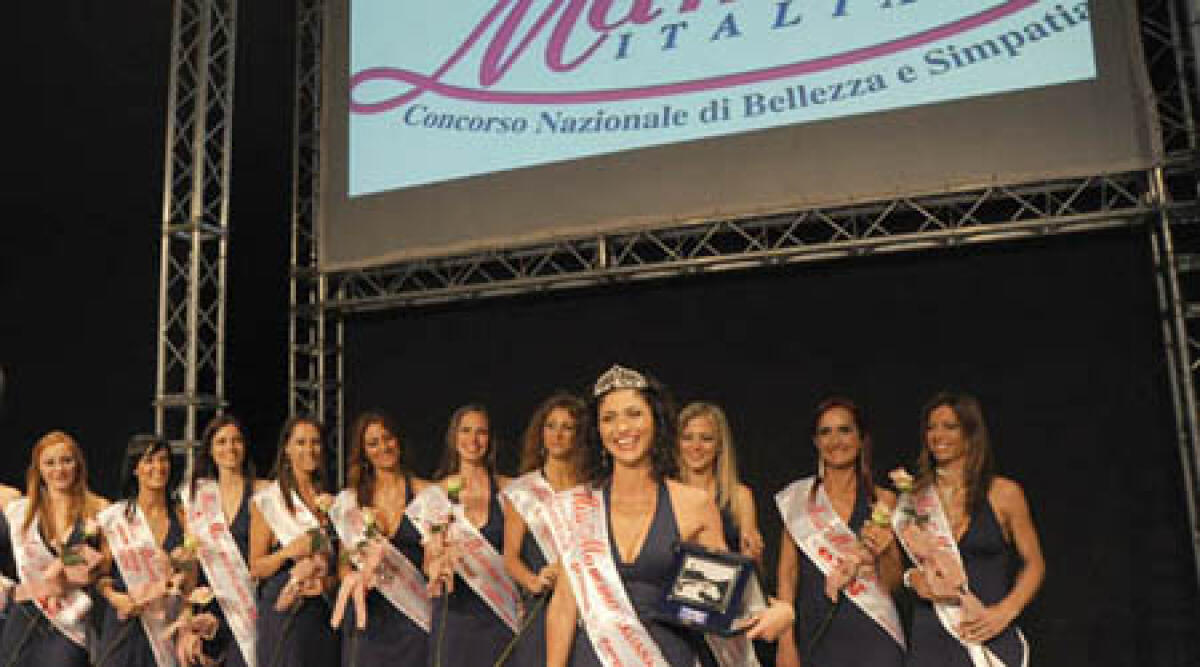 Francesca Colasanti e' miss Mamma Italiana 2012 -
