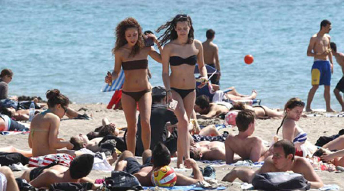 Niente da fare: ancora caldo record fino a metà mese -
