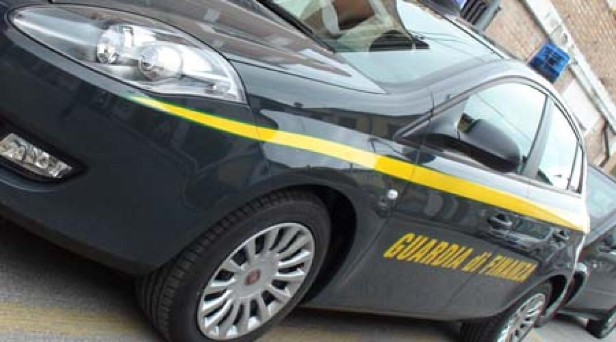 Ferrari sequestrata: albergatore nei guai per contrabbando -