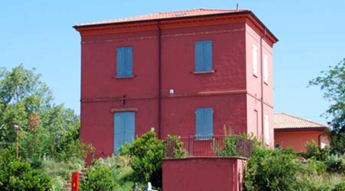 Casa Panzini: e' rosa l'area ristoro della casa rossa -